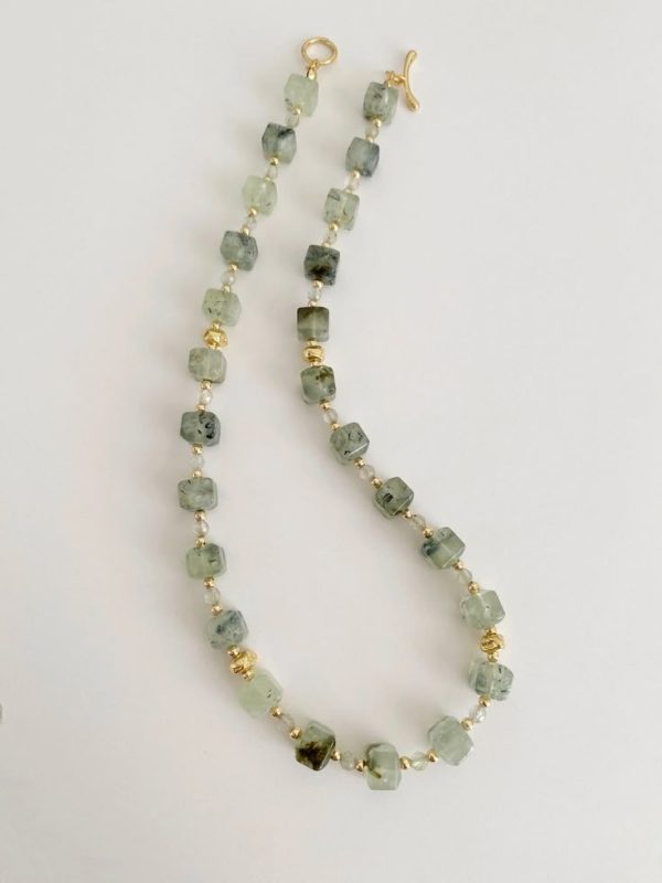 Pulsera de rocas